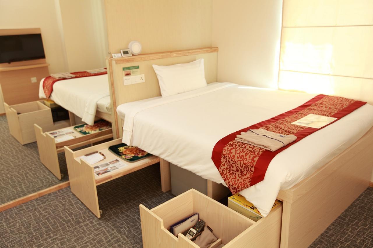 Super Hotel Yangon Esterno foto
