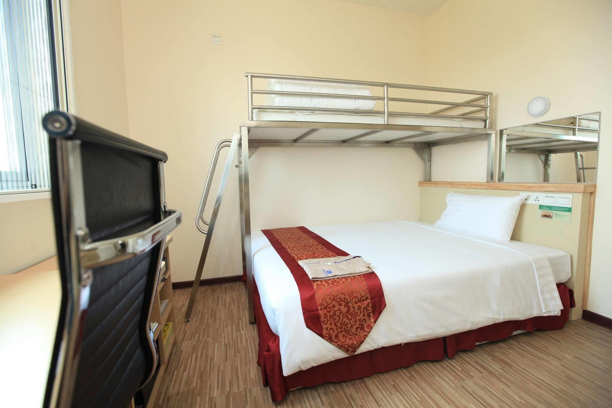 Super Hotel Yangon Esterno foto